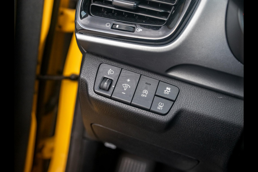 Kia Stonic 1.0 T-GDi MHEV DynamicPlusLine l navigatie l climate control l Apple carplay en android auto l Kia Stonic 1.0 T-GDi MHEV DynamicPlusLine l navigatie l climate control l Apple carplay en android auto l
