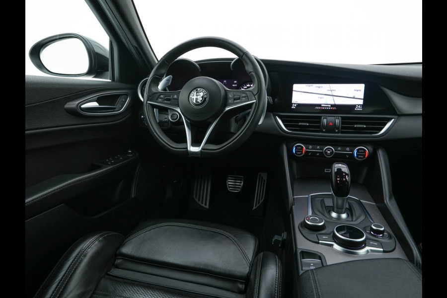 Alfa Romeo Giulia 2.0T B-Tech (INCL.BTW) Aut. *LUXURY-LEATHER | XENON | ADAPTIVE-CRUISE | MEMORY-PACK | HEATED-SPORTSEATS | KEYLESS | CAMERA | NAVI-FULLMAP | DAB+ | SHIFT-PADDLES | PRIVACY-GLASS | SHIFT-PADDLES | ECC | 18 Alfa Romeo Giulia 2.0T B-Tech (INCL.BTW) Aut. *LUXURY-LEATHER | XENON | ADAPTIVE-CRUISE | MEMORY-PACK | HEATED-SPORTSEATS | KEYLESS | CAMERA | NAVI-FULLMAP | DAB+ | SHIFT-PADDLES | PRIVACY-GLASS | SHIFT-PADDLES | ECC | 18