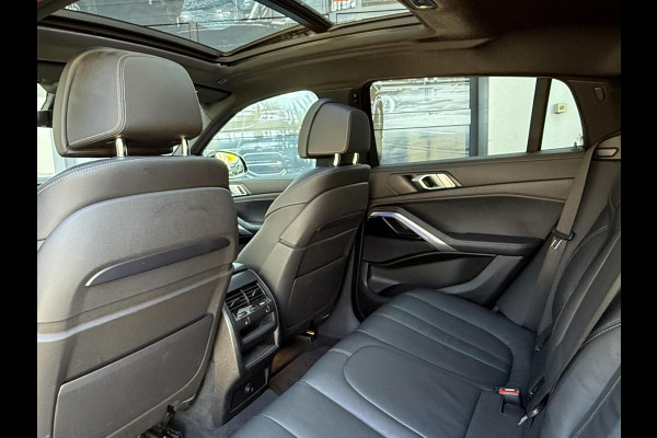 BMW X6 xDrive40i High Executive|Pano | M Pack BMW X6 xDrive40i High Executive|Pano | M Pack