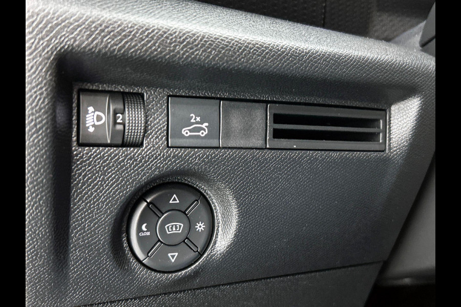 Citroën C4 X 1.2 Puretech Max CAMERA | CARPLAY | AD-CRUISE | HEAD-UP Citroën C4 X 1.2 Puretech Max CAMERA | CARPLAY | AD-CRUISE | HEAD-UP