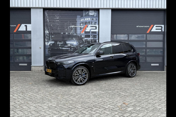 BMW X5 xDrive50e| M PACK PRO| Carbon zwart|22inch performance velg.