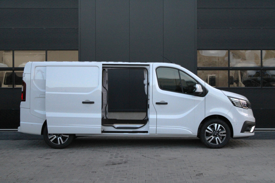 Renault Trafic 2.0 Blue dCi 170 T30 L2H1 Extra 170pk - 2x Schuifdeur - Betimmering - Stoelverwarming - Trekhaak - Camera - LED - Blind Spot - R Renault Trafic 2.0 Blue dCi 170 T30 L2H1 Extra 170pk - 2x Schuifdeur - Betimmering - Stoelverwarming - Trekhaak - Camera - LED - Blind Spot - R