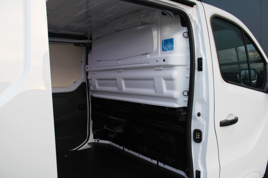 Renault Trafic 2.0 Blue dCi 170 T30 L2H1 Extra 170pk - 2x Schuifdeur - Betimmering - Stoelverwarming - Trekhaak - Camera - LED - Blind Spot - R Renault Trafic 2.0 Blue dCi 170 T30 L2H1 Extra 170pk - 2x Schuifdeur - Betimmering - Stoelverwarming - Trekhaak - Camera - LED - Blind Spot - R