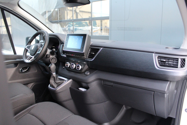 Renault Trafic 2.0 Blue dCi 170 T30 L2H1 Extra 170pk - 2x Schuifdeur - Betimmering - Stoelverwarming - Trekhaak - Camera - LED - Blind Spot - R Renault Trafic 2.0 Blue dCi 170 T30 L2H1 Extra 170pk - 2x Schuifdeur - Betimmering - Stoelverwarming - Trekhaak - Camera - LED - Blind Spot - R