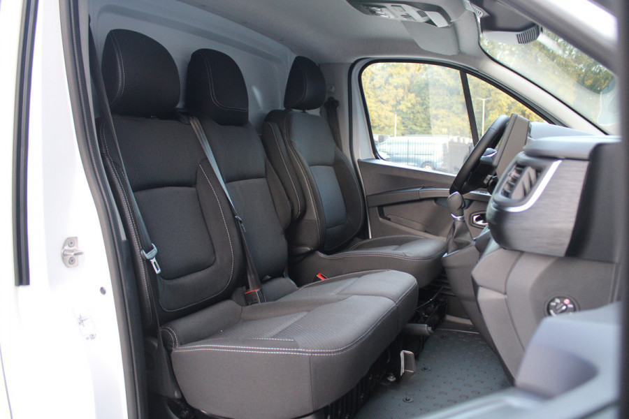 Renault Trafic 2.0 Blue dCi 170 T30 L2H1 Extra 170pk - 2x Schuifdeur - Betimmering - Stoelverwarming - Trekhaak - Camera - LED - Blind Spot - R Renault Trafic 2.0 Blue dCi 170 T30 L2H1 Extra 170pk - 2x Schuifdeur - Betimmering - Stoelverwarming - Trekhaak - Camera - LED - Blind Spot - R