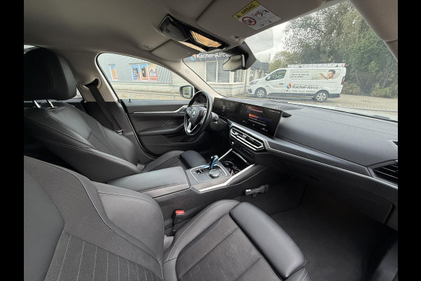 BMW i4 eDrive40 84 kWh | Trekhaak | Navi | Camera | BMW i4 eDrive40 84 kWh | Trekhaak | Navi | Camera |