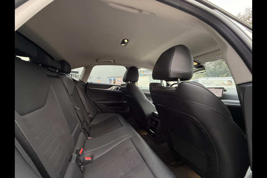 BMW i4 eDrive40 84 kWh | Trekhaak | Navi | Camera | BMW i4 eDrive40 84 kWh | Trekhaak | Navi | Camera |