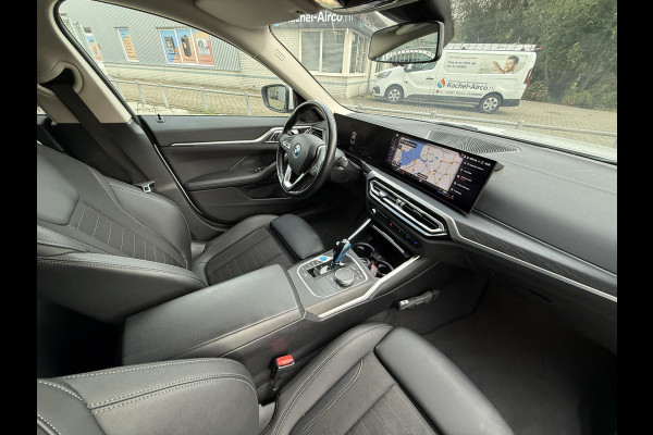 BMW i4 eDrive40 84 kWh | Trekhaak | Navi | Camera | BMW i4 eDrive40 84 kWh | Trekhaak | Navi | Camera |