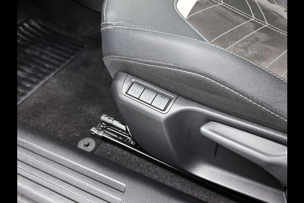 Opel Mokka 1.2T 136pk Level 5 Ultimate VIRTUAL | MASSAGE | CARPLAY-NAVI | ALCANTARA Opel Mokka 1.2T 136pk Level 5 Ultimate VIRTUAL | MASSAGE | CARPLAY-NAVI | ALCANTARA