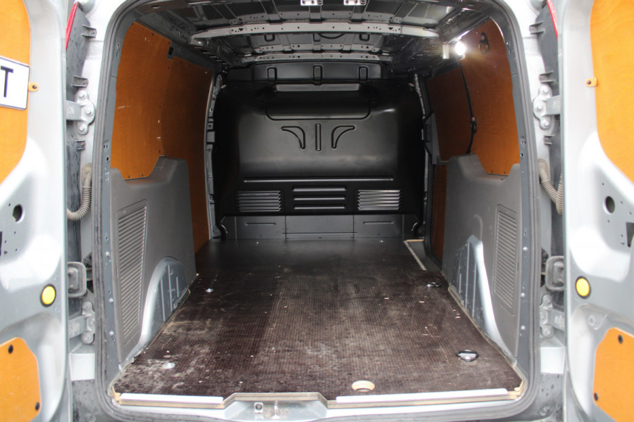 Ford Transit Connect 1.5 EcoBlue L2 Limited 120pk - Stoelverwarming - Navi - Camera - Cruise - Trekhaak - Rijklaar Ford Transit Connect 1.5 EcoBlue L2 Limited 120pk - Stoelverwarming - Navi - Camera - Cruise - Trekhaak - Rijklaar