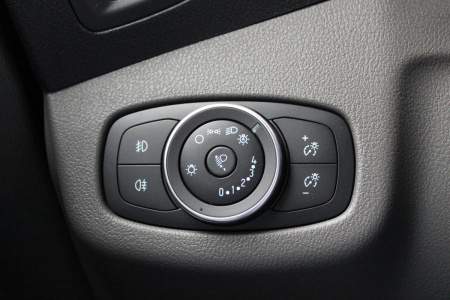 Ford Transit Connect 1.5 EcoBlue L2 Limited 120pk - Stoelverwarming - Navi - Camera - Cruise - Trekhaak - Rijklaar Ford Transit Connect 1.5 EcoBlue L2 Limited 120pk - Stoelverwarming - Navi - Camera - Cruise - Trekhaak - Rijklaar