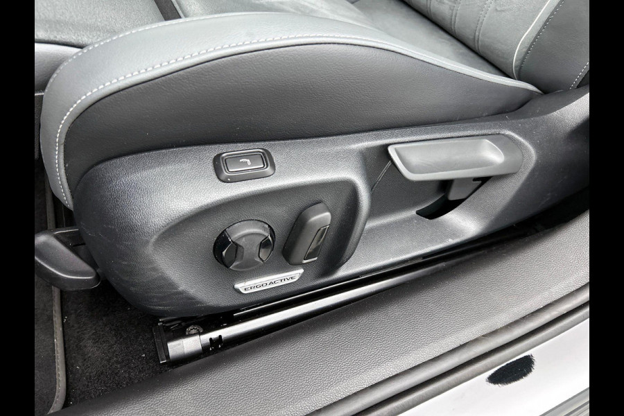 Volkswagen Passat Variant 1.5 eTSI 150PK Elegance Business CAMERA | AD-CRUISE | COMFORT-STOELEN