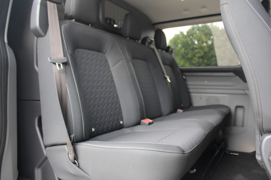 Ford Transit Custom 320 2.0 TDCI L2H1 Limited DC 170pk - Adaptive Cruise - Blind Spot - Navigatie - LED - Stoelverwarming - Rijklaar Ford Transit Custom 320 2.0 TDCI L2H1 Limited DC 170pk - Adaptive Cruise - Blind Spot - Navigatie - LED - Stoelverwarming - Rijklaar