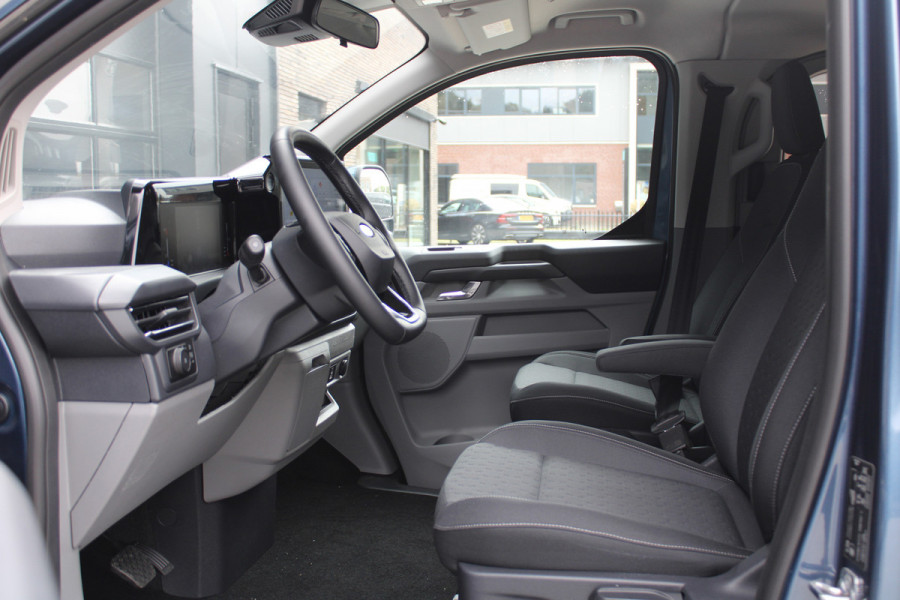 Ford Transit Custom 320 2.0 TDCI L2H1 Limited DC 170pk - Adaptive Cruise - Blind Spot - Navigatie - LED - Stoelverwarming - Rijklaar Ford Transit Custom 320 2.0 TDCI L2H1 Limited DC 170pk - Adaptive Cruise - Blind Spot - Navigatie - LED - Stoelverwarming - Rijklaar