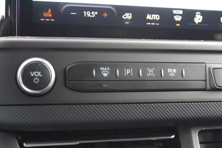 Ford Transit Custom 320 2.0 TDCI L2H1 Limited DC 170pk - Adaptive Cruise - Blind Spot - Navigatie - LED - Stoelverwarming - Rijklaar Ford Transit Custom 320 2.0 TDCI L2H1 Limited DC 170pk - Adaptive Cruise - Blind Spot - Navigatie - LED - Stoelverwarming - Rijklaar