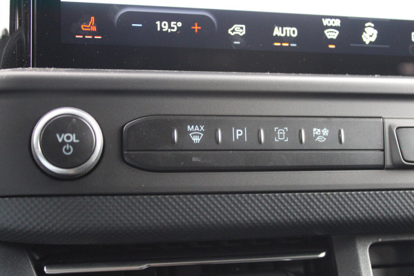 Ford Transit Custom 320 2.0 TDCI L2H1 Limited DC 170pk - Adaptive Cruise - Blind Spot - Navigatie - LED - Stoelverwarming - Rijklaar Ford Transit Custom 320 2.0 TDCI L2H1 Limited DC 170pk - Adaptive Cruise - Blind Spot - Navigatie - LED - Stoelverwarming - Rijklaar