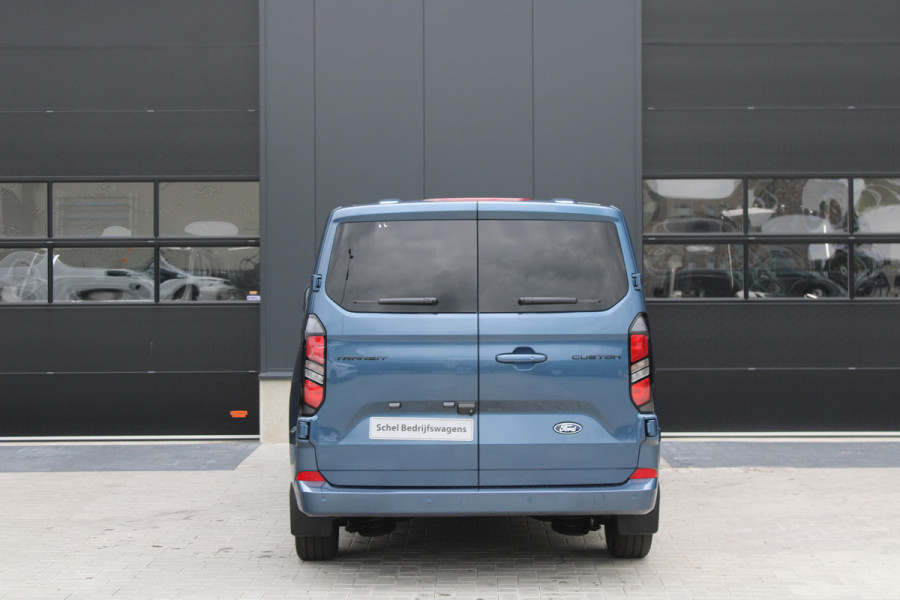 Ford Transit Custom 320 2.0 TDCI L2H1 Limited DC 170pk - Adaptive Cruise - Blind Spot - Navigatie - LED - Stoelverwarming - Rijklaar Ford Transit Custom 320 2.0 TDCI L2H1 Limited DC 170pk - Adaptive Cruise - Blind Spot - Navigatie - LED - Stoelverwarming - Rijklaar