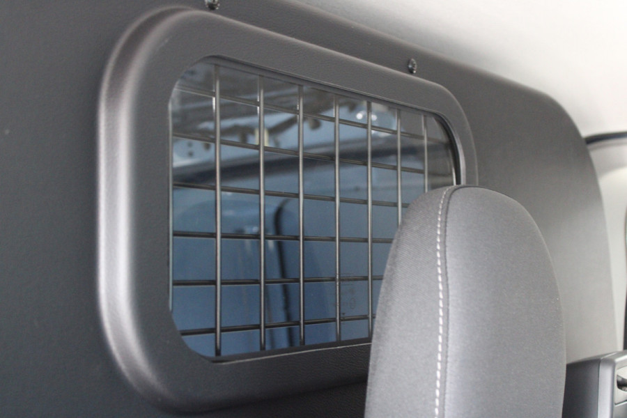 Ford Transit Custom 320 2.0 TDCI L2H1 Limited DC 170pk - Adaptive Cruise - Blind Spot - Navigatie - LED - Stoelverwarming - Rijklaar Ford Transit Custom 320 2.0 TDCI L2H1 Limited DC 170pk - Adaptive Cruise - Blind Spot - Navigatie - LED - Stoelverwarming - Rijklaar