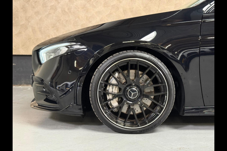 Mercedes-Benz A-Klasse AMG 35 4MATIC | Pano | schaalstoelen | keyless | aero pakket | stoelverkoeling Mercedes-Benz A-Klasse AMG 35 4MATIC | Pano | schaalstoelen | keyless | aero pakket | stoelverkoeling