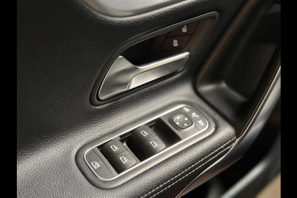 Mercedes-Benz A-Klasse AMG 35 4MATIC | Pano | schaalstoelen | keyless | aero pakket | stoelverkoeling Mercedes-Benz A-Klasse AMG 35 4MATIC | Pano | schaalstoelen | keyless | aero pakket | stoelverkoeling