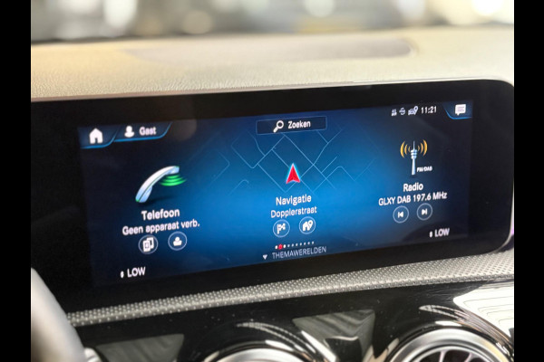 Mercedes-Benz A-Klasse AMG 35 4MATIC | Pano | schaalstoelen | keyless | aero pakket | stoelverkoeling Mercedes-Benz A-Klasse AMG 35 4MATIC | Pano | schaalstoelen | keyless | aero pakket | stoelverkoeling