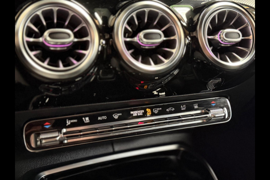 Mercedes-Benz A-Klasse AMG 35 4MATIC | Pano | schaalstoelen | keyless | aero pakket | stoelverkoeling Mercedes-Benz A-Klasse AMG 35 4MATIC | Pano | schaalstoelen | keyless | aero pakket | stoelverkoeling