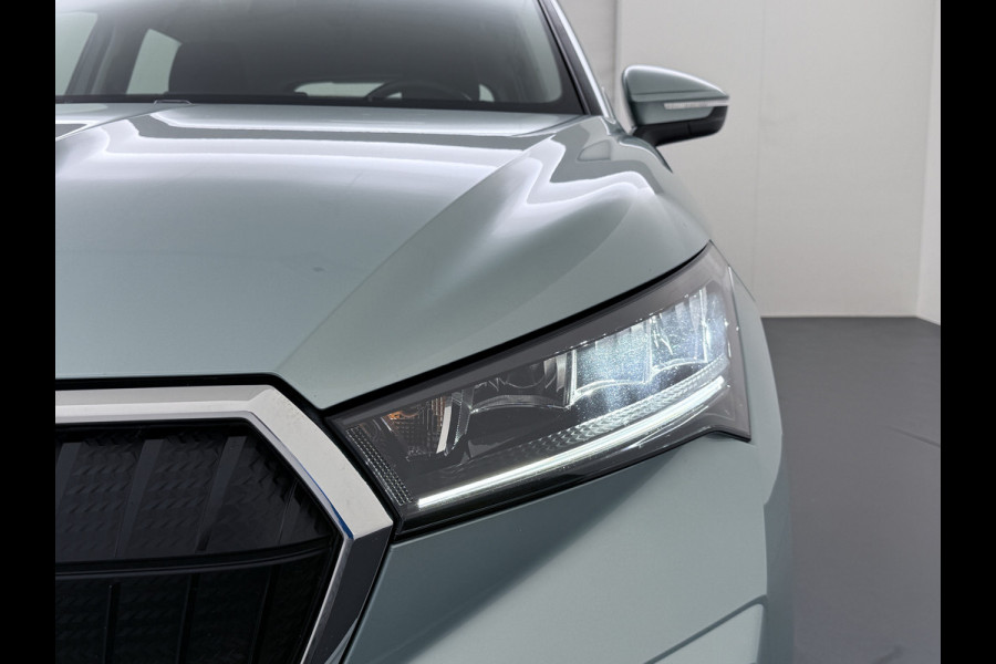 Škoda ENYAQ iV 60 Trekhaak Panoramadak Camera Navi Ecc Apple Carplay Android Auto Cruise Control Pdc DAB Lmv 19" Keyless Led Connected services Origineel Nederlandse Auto