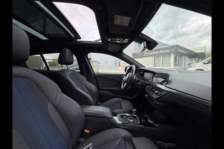 BMW 1-serie 118i Aut. M-Sport | Panorama | Sportseats | Virtual  Live Cockpit | LED  |