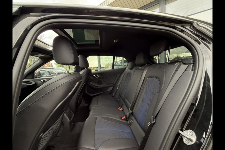 BMW 1-serie 118i Aut. M-Sport | Panorama | Sportseats | Virtual  Live Cockpit | LED  |