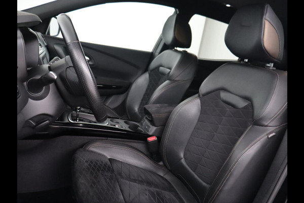 Renault Kadjar 1.3 TCe Black Edition | Trekhaak | Stoelverwarming | Adaptive cruise | Leder/Alcantara | Camera | BOSE Sound | Carplay | Keyless | Navigatie | Full LED Renault Kadjar 1.3 TCe Black Edition | Trekhaak | Stoelverwarming | Adaptive cruise | Leder/Alcantara | Camera | BOSE Sound | Carplay | Keyless | Navigatie | Full LED