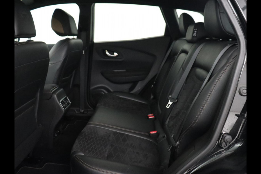 Renault Kadjar 1.3 TCe Black Edition | Trekhaak | Stoelverwarming | Adaptive cruise | Leder/Alcantara | Camera | BOSE Sound | Carplay | Keyless | Navigatie | Full LED Renault Kadjar 1.3 TCe Black Edition | Trekhaak | Stoelverwarming | Adaptive cruise | Leder/Alcantara | Camera | BOSE Sound | Carplay | Keyless | Navigatie | Full LED
