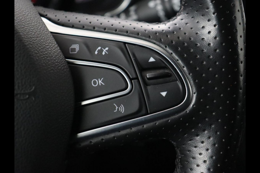Renault Kadjar 1.3 TCe Black Edition | Trekhaak | Stoelverwarming | Adaptive cruise | Leder/Alcantara | Camera | BOSE Sound | Carplay | Keyless | Navigatie | Full LED Renault Kadjar 1.3 TCe Black Edition | Trekhaak | Stoelverwarming | Adaptive cruise | Leder/Alcantara | Camera | BOSE Sound | Carplay | Keyless | Navigatie | Full LED