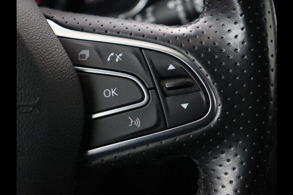 Renault Kadjar 1.3 TCe Black Edition | Trekhaak | Stoelverwarming | Adaptive cruise | Leder/Alcantara | Camera | BOSE Sound | Carplay | Keyless | Navigatie | Full LED Renault Kadjar 1.3 TCe Black Edition | Trekhaak | Stoelverwarming | Adaptive cruise | Leder/Alcantara | Camera | BOSE Sound | Carplay | Keyless | Navigatie | Full LED