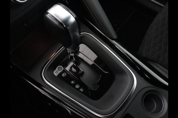 Renault Kadjar 1.3 TCe Black Edition | Trekhaak | Stoelverwarming | Adaptive cruise | Leder/Alcantara | Camera | BOSE Sound | Carplay | Keyless | Navigatie | Full LED Renault Kadjar 1.3 TCe Black Edition | Trekhaak | Stoelverwarming | Adaptive cruise | Leder/Alcantara | Camera | BOSE Sound | Carplay | Keyless | Navigatie | Full LED