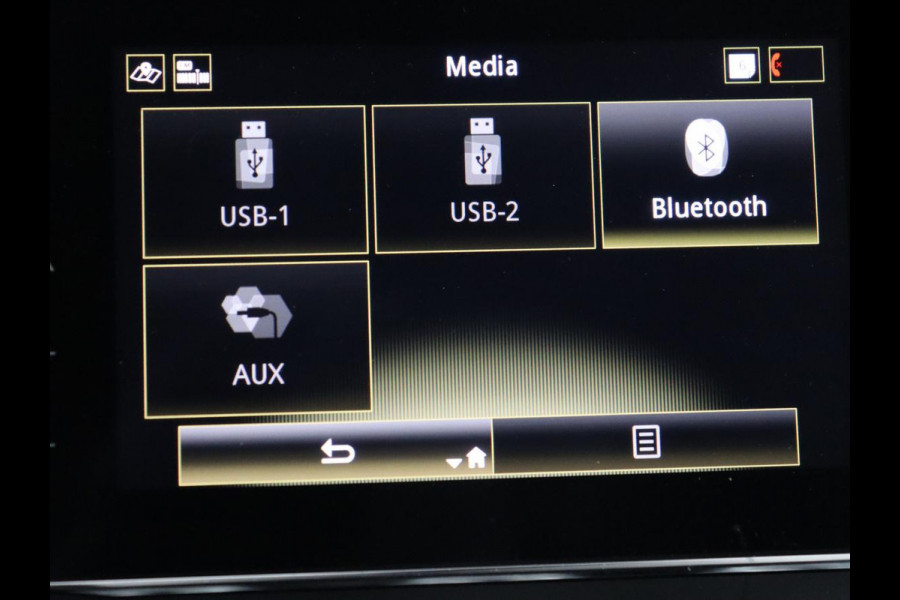 Renault Kadjar 1.3 TCe Black Edition | Trekhaak | Stoelverwarming | Adaptive cruise | Leder/Alcantara | Camera | BOSE Sound | Carplay | Keyless | Navigatie | Full LED Renault Kadjar 1.3 TCe Black Edition | Trekhaak | Stoelverwarming | Adaptive cruise | Leder/Alcantara | Camera | BOSE Sound | Carplay | Keyless | Navigatie | Full LED