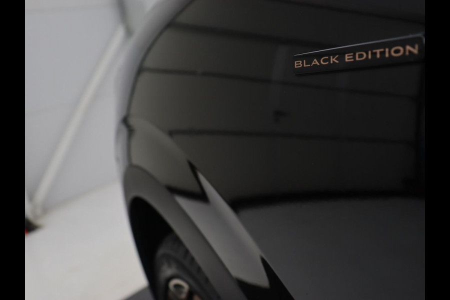 Renault Kadjar 1.3 TCe Black Edition | Trekhaak | Stoelverwarming | Adaptive cruise | Leder/Alcantara | Camera | BOSE Sound | Carplay | Keyless | Navigatie | Full LED Renault Kadjar 1.3 TCe Black Edition | Trekhaak | Stoelverwarming | Adaptive cruise | Leder/Alcantara | Camera | BOSE Sound | Carplay | Keyless | Navigatie | Full LED