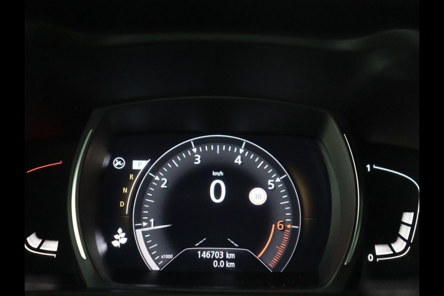 Renault Kadjar 1.3 TCe Black Edition | Trekhaak | Stoelverwarming | Adaptive cruise | Leder/Alcantara | Camera | BOSE Sound | Carplay | Keyless | Navigatie | Full LED Renault Kadjar 1.3 TCe Black Edition | Trekhaak | Stoelverwarming | Adaptive cruise | Leder/Alcantara | Camera | BOSE Sound | Carplay | Keyless | Navigatie | Full LED