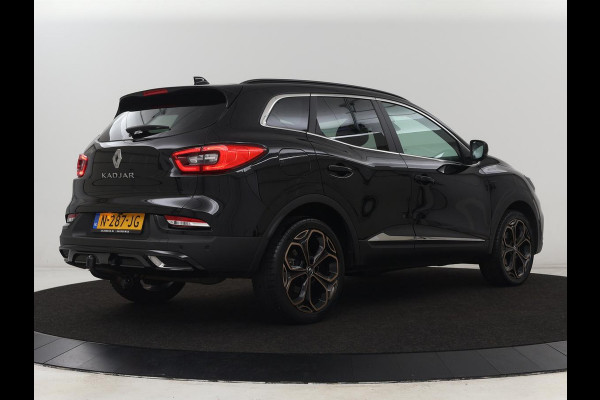 Renault Kadjar 1.3 TCe Black Edition | Trekhaak | Stoelverwarming | Adaptive cruise | Leder/Alcantara | Camera | BOSE Sound | Carplay | Keyless | Navigatie | Full LED Renault Kadjar 1.3 TCe Black Edition | Trekhaak | Stoelverwarming | Adaptive cruise | Leder/Alcantara | Camera | BOSE Sound | Carplay | Keyless | Navigatie | Full LED