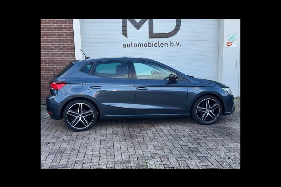 Seat Ibiza 1.0 TSI FR Business Intense -Carplay -Beats audio Seat Ibiza 1.0 TSI FR Business Intense -Carplay -Beats audio