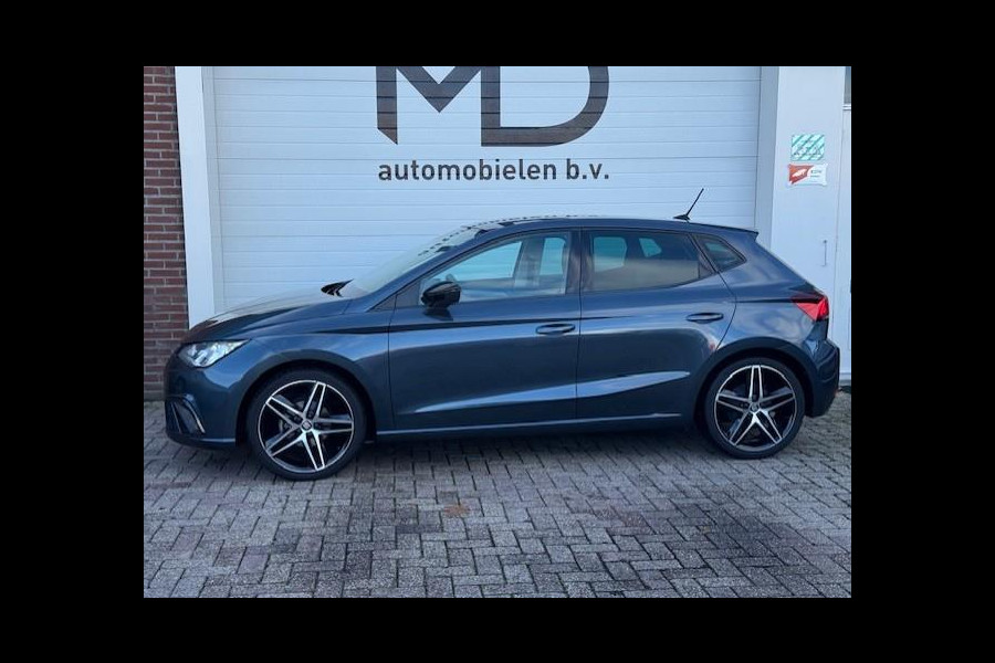 Seat Ibiza 1.0 TSI FR Business Intense -Carplay -Beats audio Seat Ibiza 1.0 TSI FR Business Intense -Carplay -Beats audio