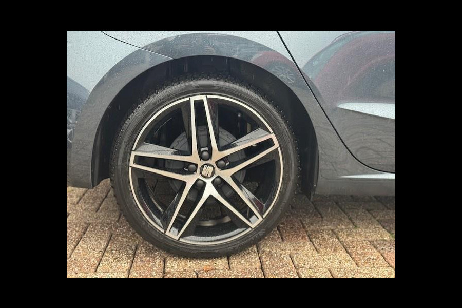 Seat Ibiza 1.0 TSI FR Business Intense -Carplay -Beats audio Seat Ibiza 1.0 TSI FR Business Intense -Carplay -Beats audio