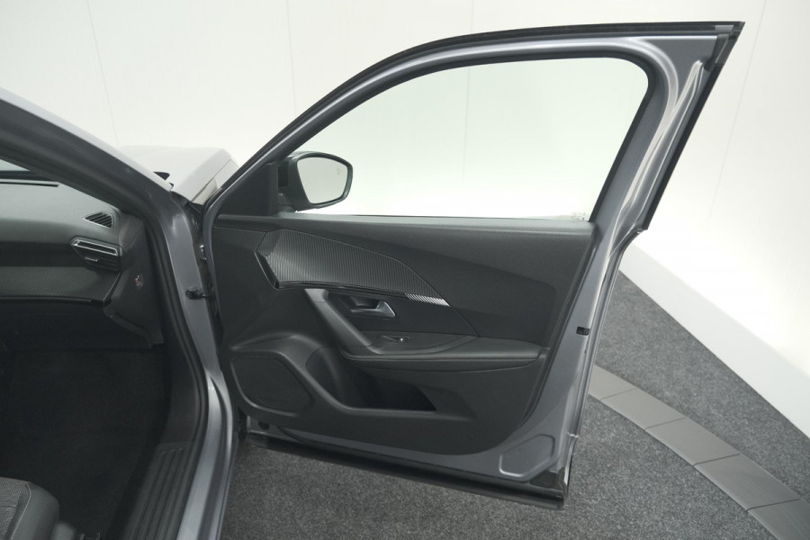 Peugeot 2008 Hybrid 136 e-DCS6 Allure | 360 Camera | Adaptieve Cruise Control | Dodehoekdetectie | Navigatie