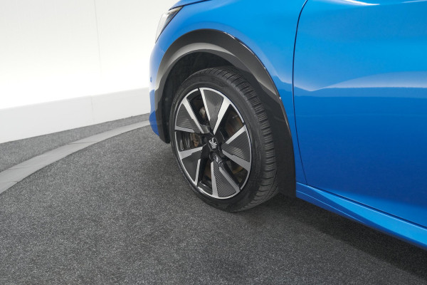 Peugeot e-208 EV GT Pack 50 kWh | Camera | Adapieve Cruise Control | Stoelverwarming | 3 FASE