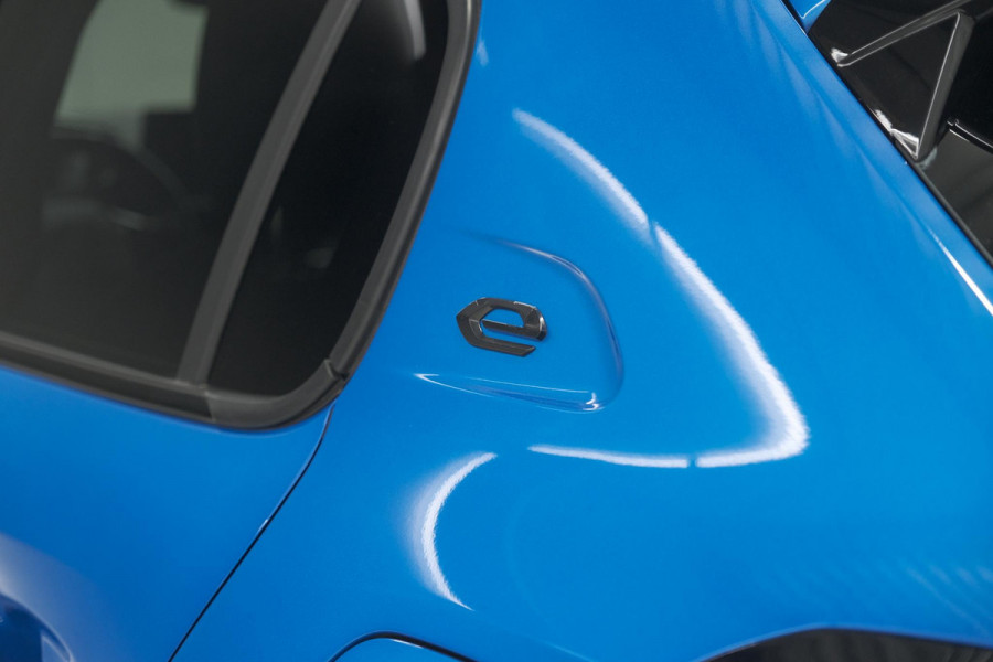 Peugeot e-208 EV GT Pack 50 kWh | Camera | Adapieve Cruise Control | Stoelverwarming | 3 FASE