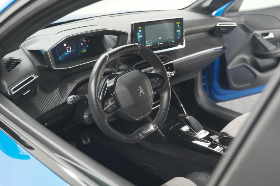 Peugeot e-208 EV GT Pack 50 kWh | Camera | Adapieve Cruise Control | Stoelverwarming | 3 FASE