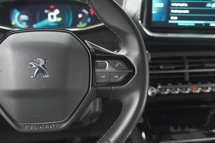 Peugeot e-208 EV GT Pack 50 kWh | Camera | Adapieve Cruise Control | Stoelverwarming | 3 FASE