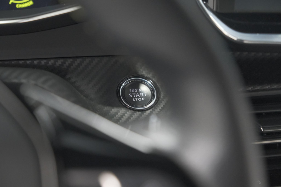 Peugeot e-208 EV GT Pack 50 kWh | Camera | Adapieve Cruise Control | Stoelverwarming | 3 FASE