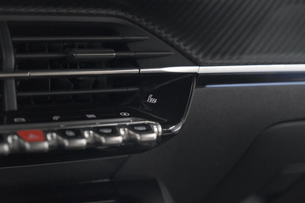 Peugeot e-208 EV GT Pack 50 kWh | Camera | Adapieve Cruise Control | Stoelverwarming | 3 FASE
