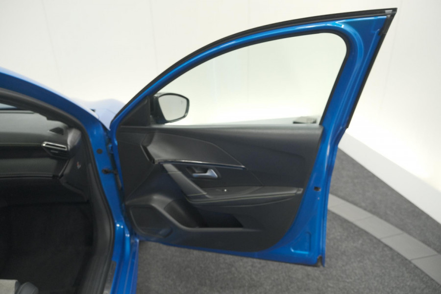 Peugeot e-208 EV GT Pack 50 kWh | Camera | Adapieve Cruise Control | Stoelverwarming | 3 FASE