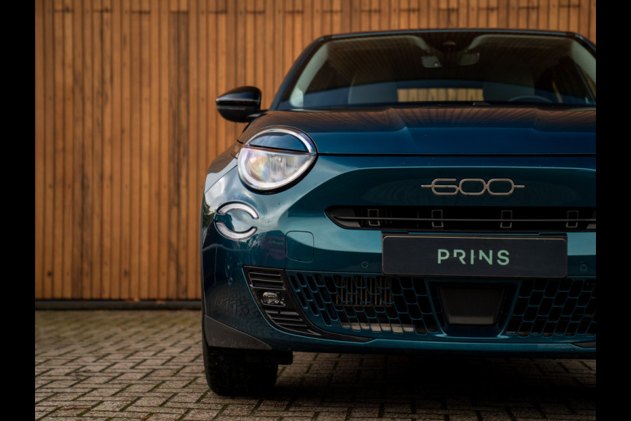 Fiat 600 1.2 Hybrid ICON | Pack Style | Pack Comfort | 360 cam